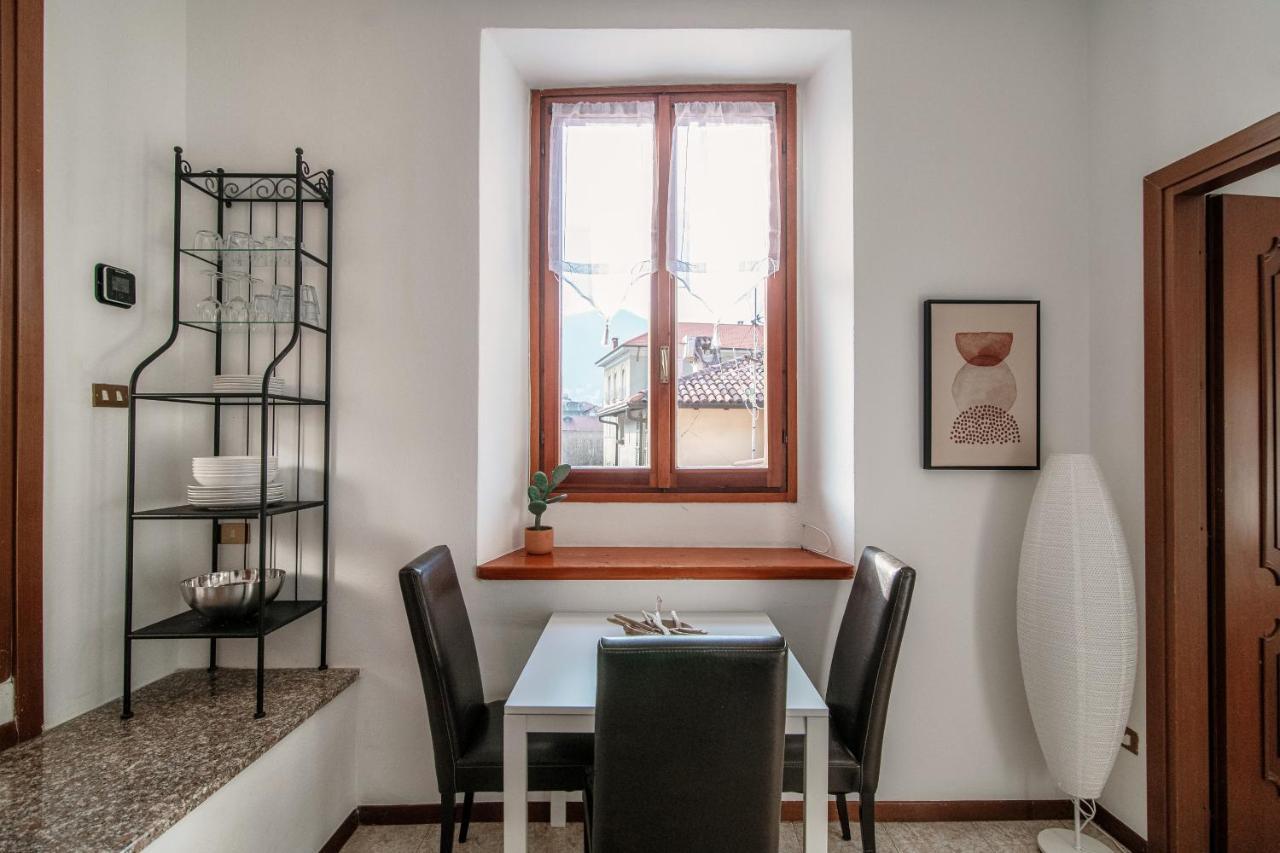 Apartment Piazza Roma By Quokka 360 - Historic Flat In The Centre Of קומו מראה חיצוני תמונה