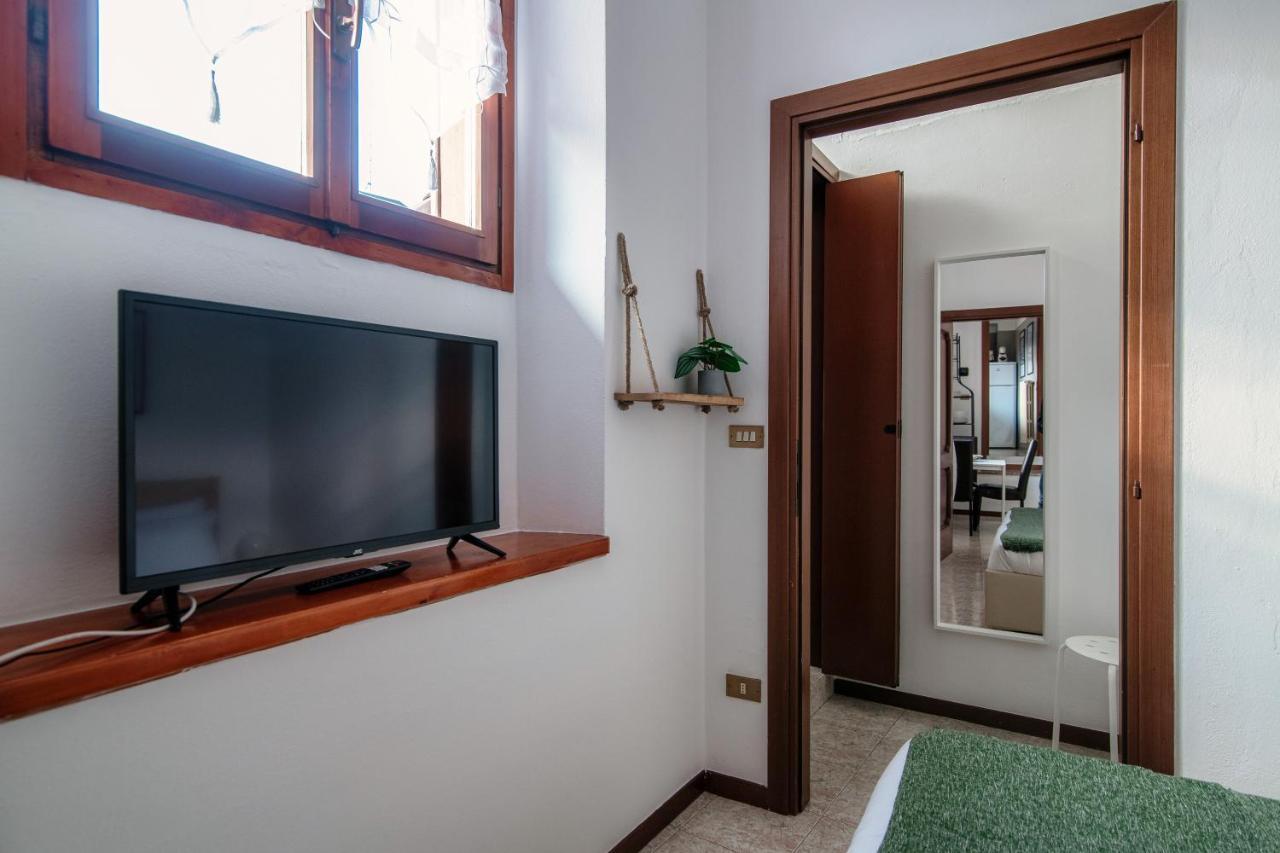 Apartment Piazza Roma By Quokka 360 - Historic Flat In The Centre Of קומו מראה חיצוני תמונה